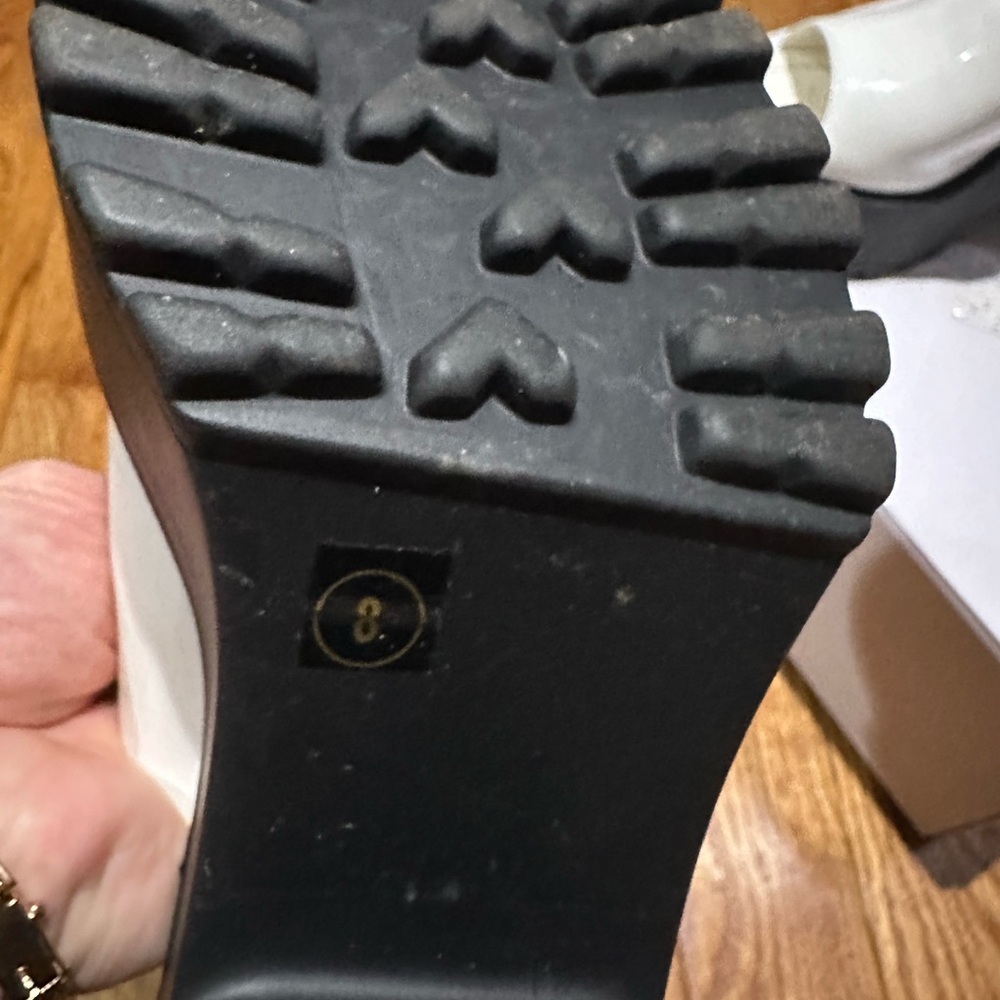 Retro style wedge - Picture 2 of 3